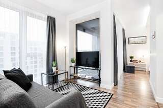 Апартаменты Cosy White Scandinavian Apartment By Houseys Вильнюс Апартаменты с 1 спальней-13