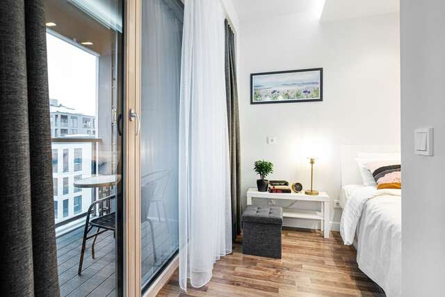 Апартаменты Cosy White Scandinavian Apartment By Houseys Вильнюс-29