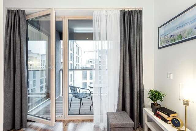 Апартаменты Cosy White Scandinavian Apartment By Houseys Вильнюс-36